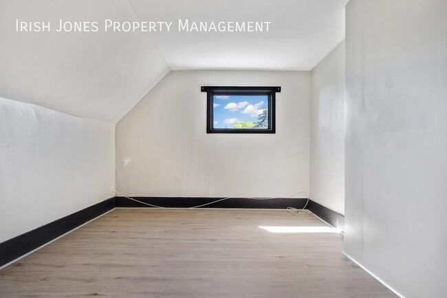 Building Photo - 59 Wex Ave