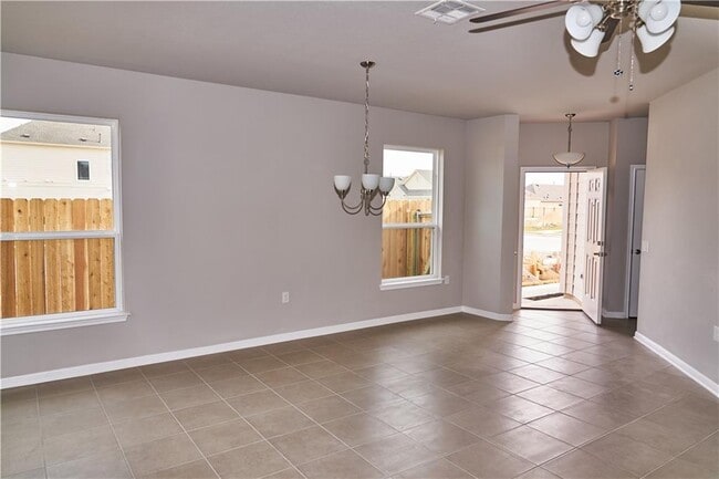 Building Photo - 816 Durness Dr