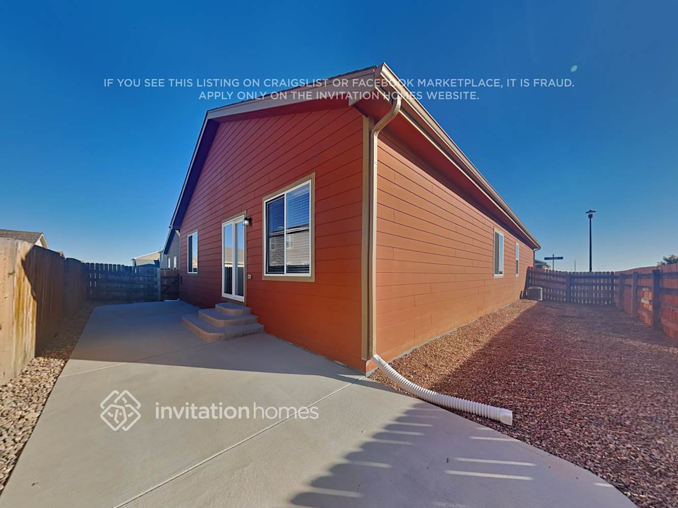 Building Photo - 583 Solano Dr