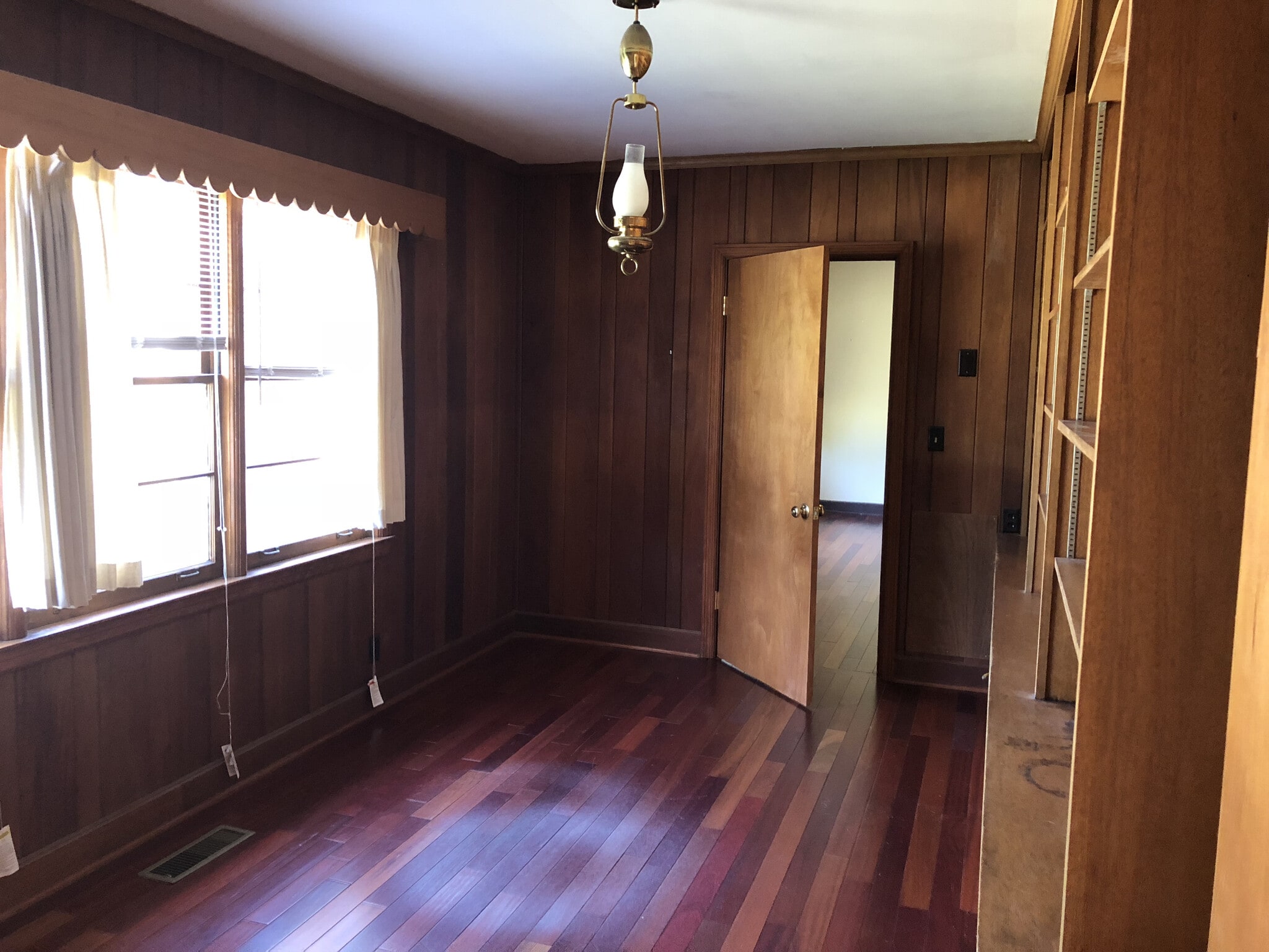 Building Photo - 1619 Jones Blvd