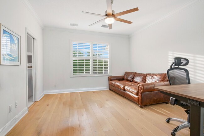Building Photo - 4800 Bethel Creek Dr