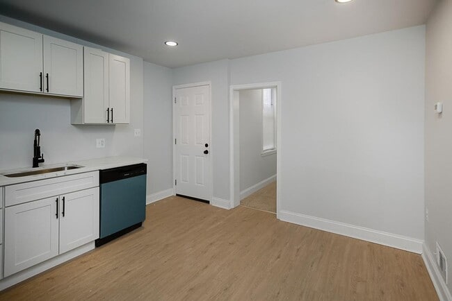 Building Photo - 3 BED/ 3BATH HOME IN HISTORIC IRVINGTON!!!