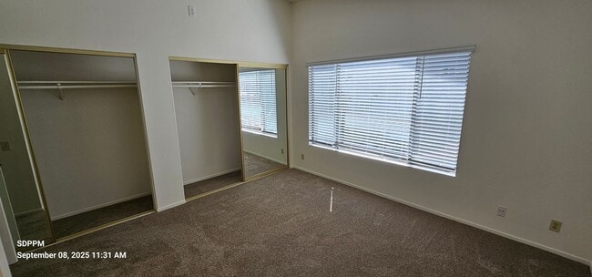Building Photo - EL CAJON - Nice 3 Bedroom 2.5 Bath Townhou...