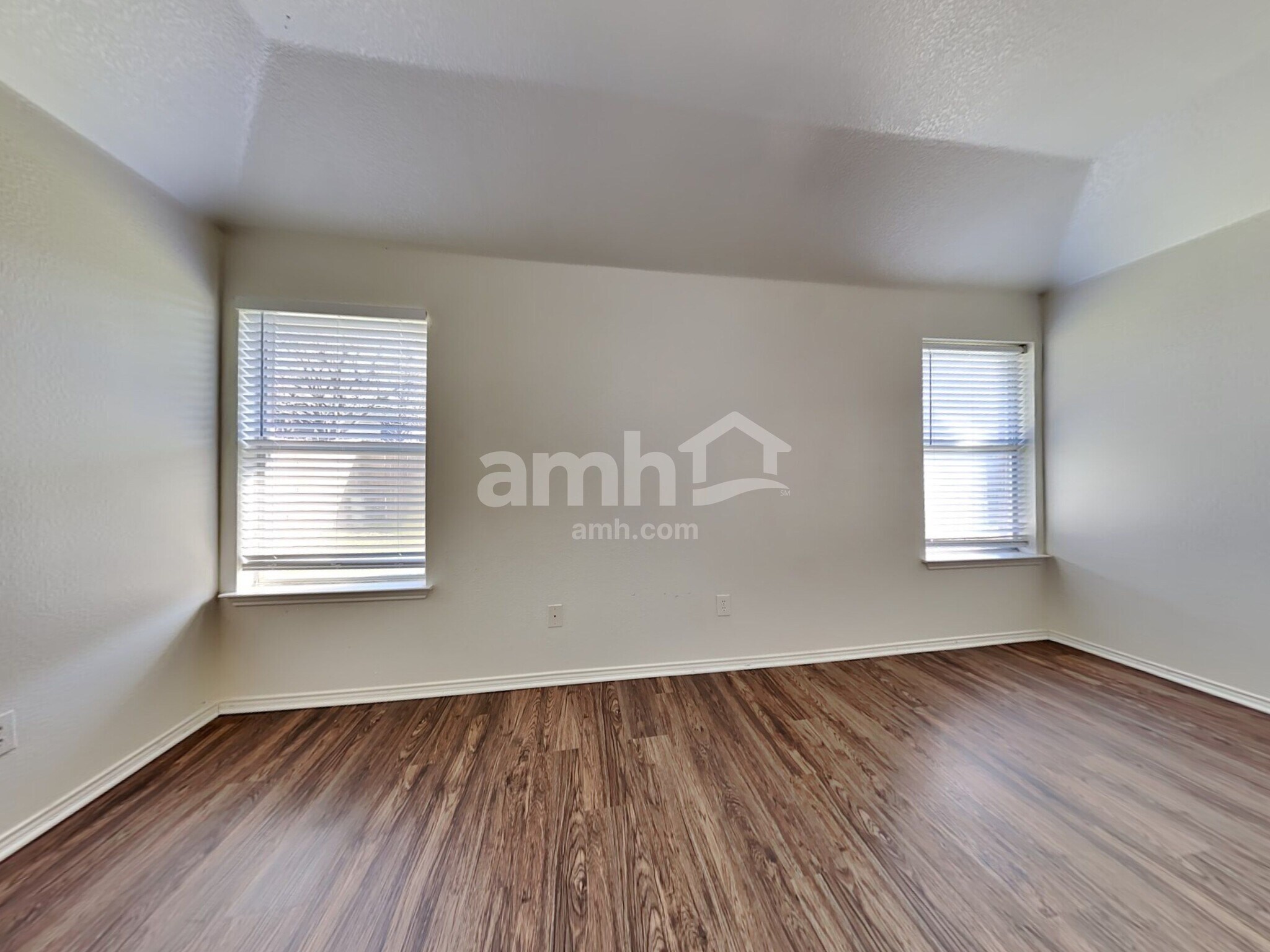 Building Photo - 824 Wilderness Pass