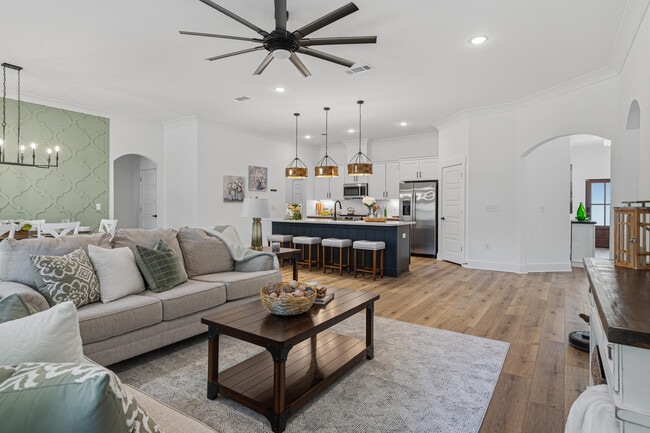 Building Photo - 35 Highland Dr NW