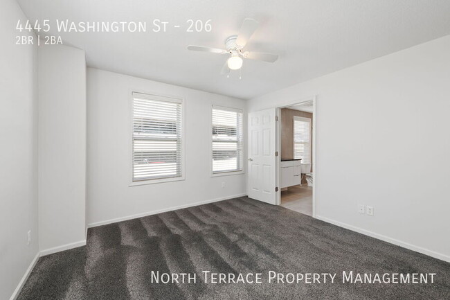 Building Photo - Stylish 2-Bedroom Living at Vernon on Wash...