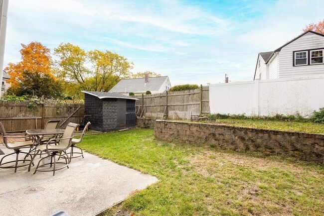 Building Photo - 5337 Washington St