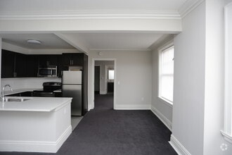 Interior Photo - Bellerive