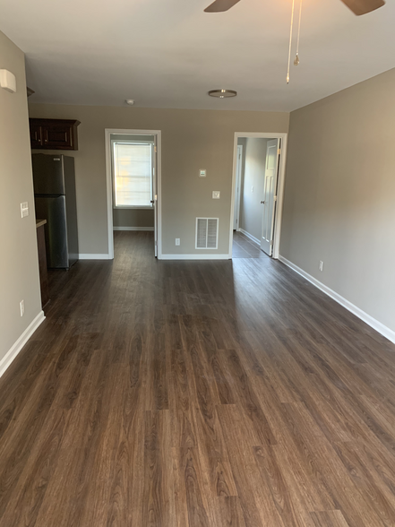 Living Room - 118 Bethany Ln