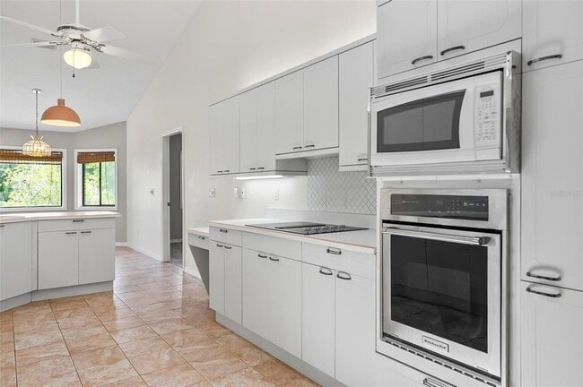 Building Photo - 20 Conley Ct