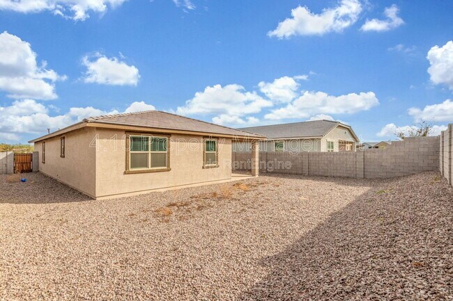 Building Photo - 35395 W Catalan St