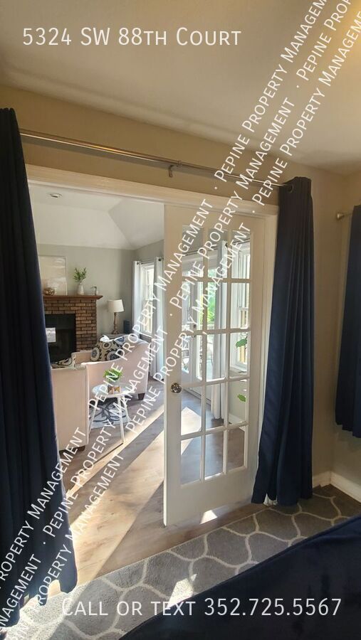 Building Photo - 5324 SW 88 Ct