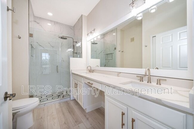 Building Photo - 1594 Common Way Rd