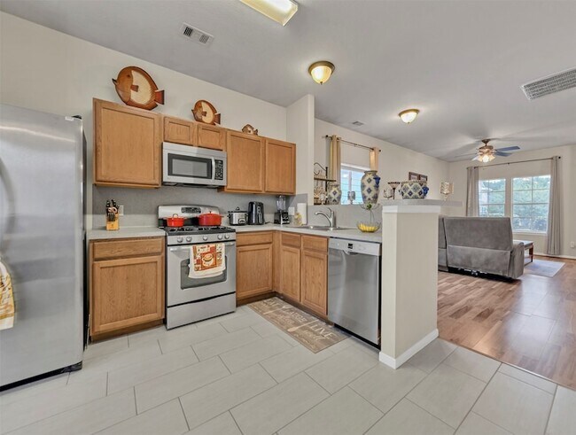 Building Photo - 21879 Mossy Field Ln