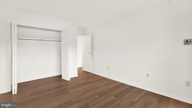 Building Photo - 10500 Rockville Pike