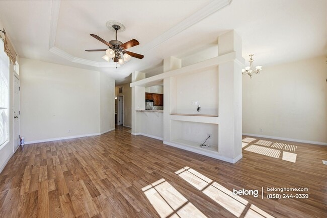 Building Photo - 2700 E Valley Pkwy