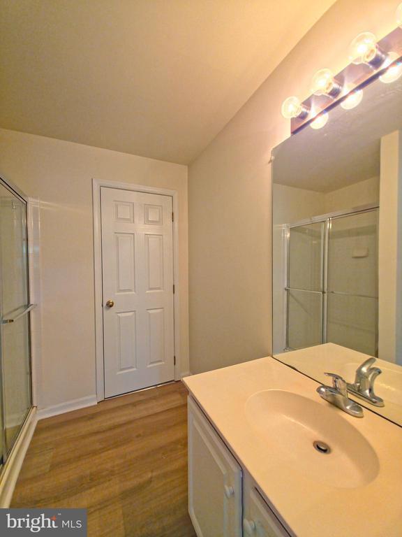 Building Photo - 5310 Birds View Ln