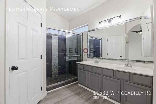 Building Photo - 11533 W Piccadilly Rd