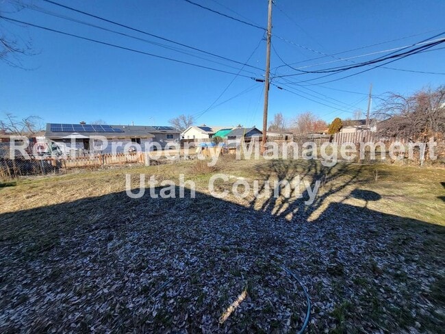 Building Photo - 345 N 1000 W St