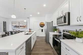 Building Photo - 4051 Denton Dr