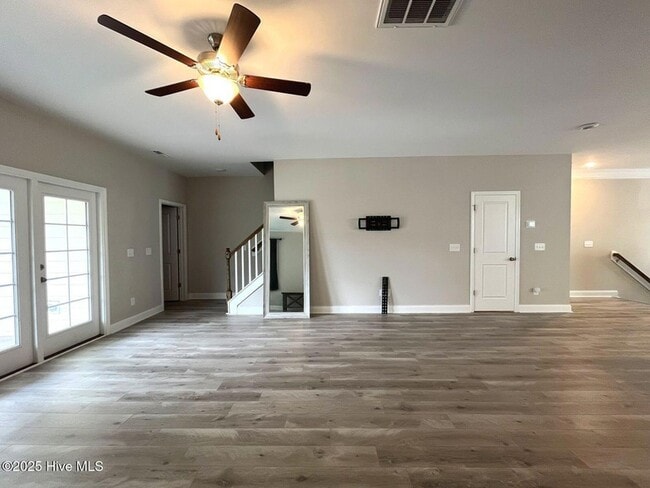 Building Photo - 60 Brownstone Ln