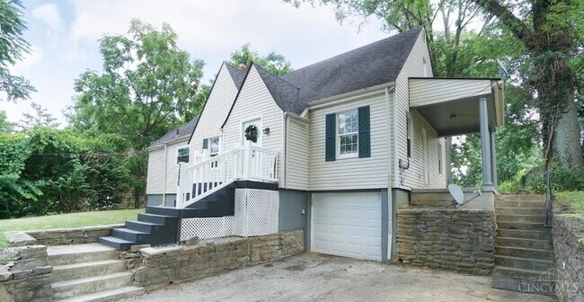 Building Photo - 1090 Birney Ln