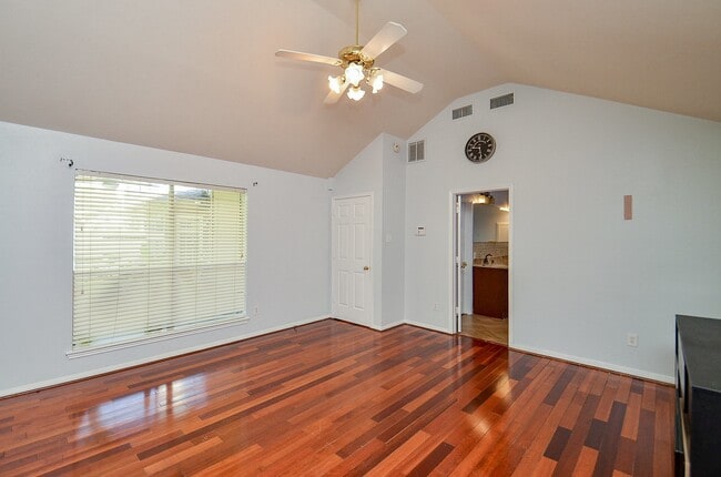 Building Photo - 5510 Poundstone Ct