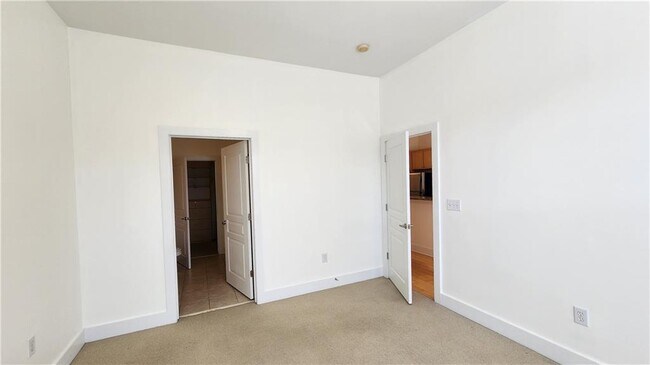 Building Photo - 799 Hammond Dr