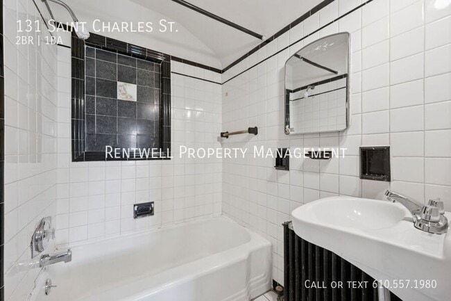 Building Photo - 131 St Charles St