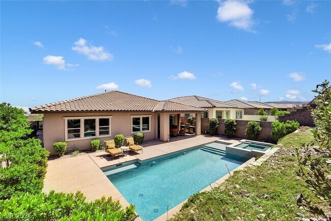 Building Photo - 265 Agnew St