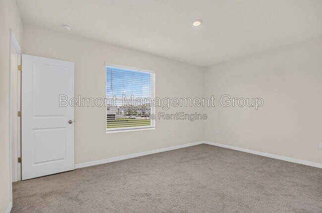Building Photo - 33028 Tulip Petal Ln