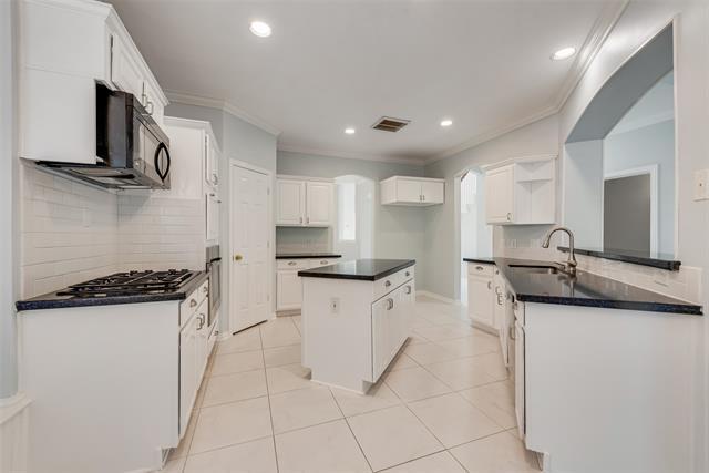 Building Photo - 9013 Crown Point Cir