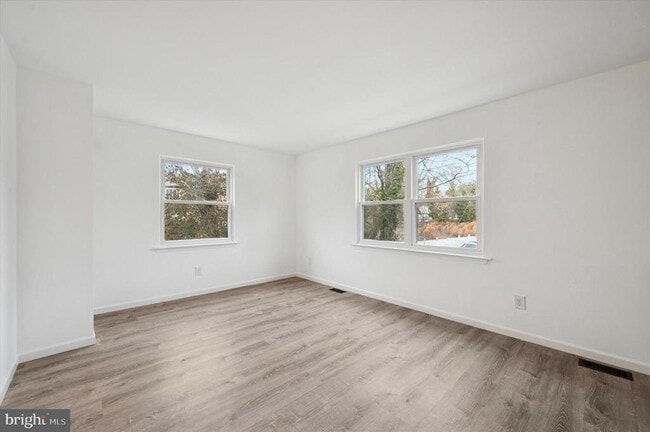 Building Photo - 50 Silver Lake Terrace