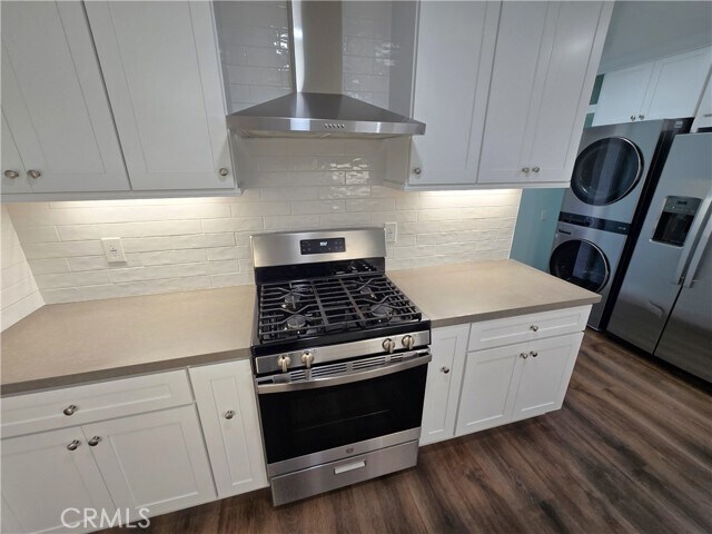 Building Photo - 17227 Wilton Pl