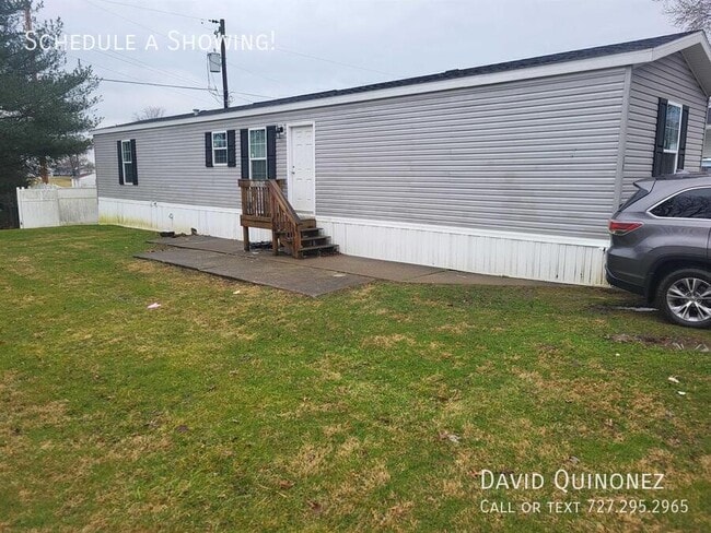 Building Photo - 217 Eastwood Dr