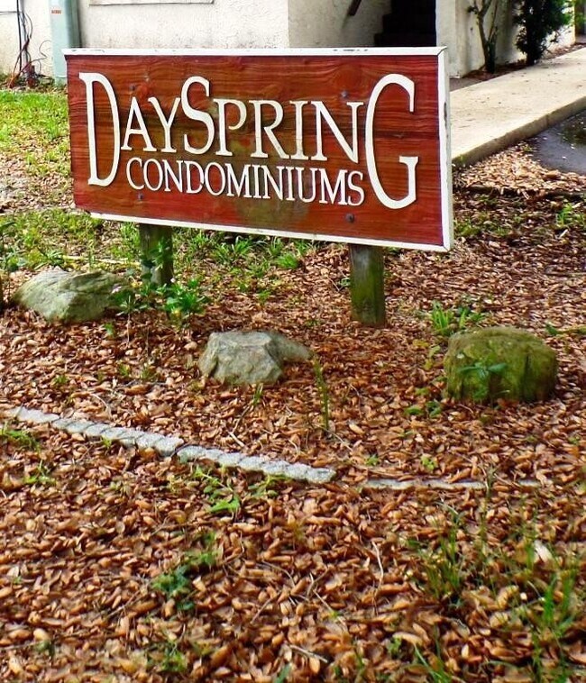 Building Photo - 219 Olmstead Dr