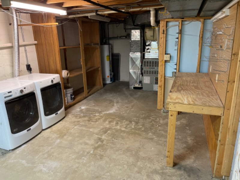 Building Photo - 17321 Amber Dr