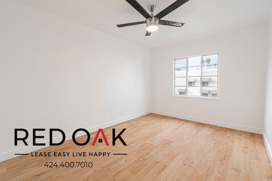 Building Photo - 1024 Menlo Ave