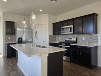 Building Photo - 3850 Chitalpa