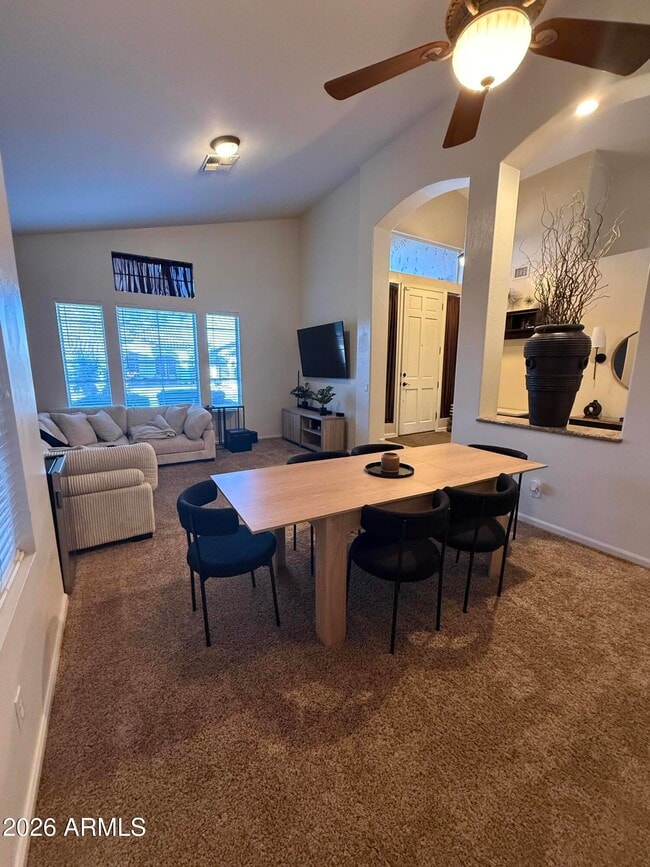 Building Photo - 4229 E Rancho Caliente Dr