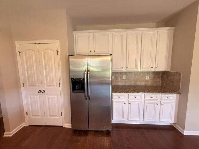 Building Photo - 5715 Bucknell Trace