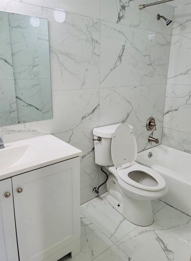 Building Photo - 1500 N Congress Ave