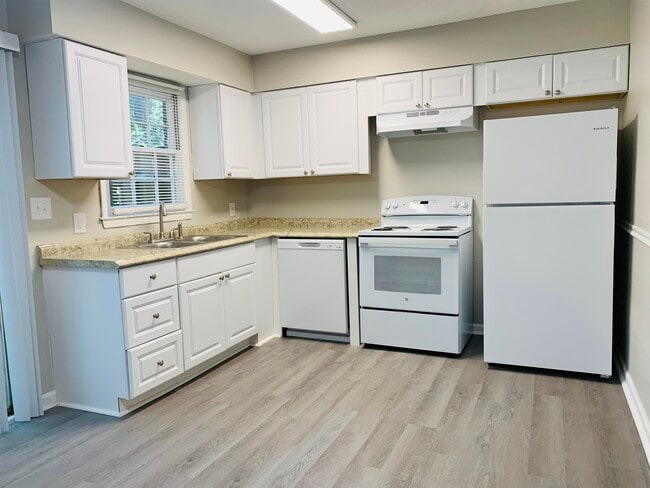 Building Photo - 118 Lafayette Ct