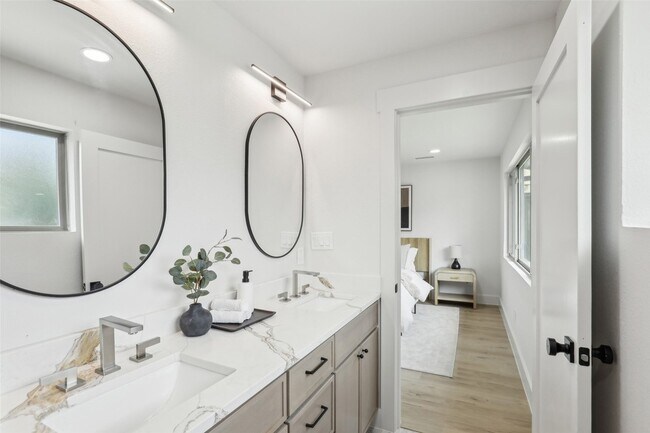 Building Photo - 12540 High Meadow Dr