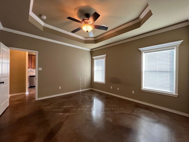 Building Photo - 3137 Silver Saddle Dr