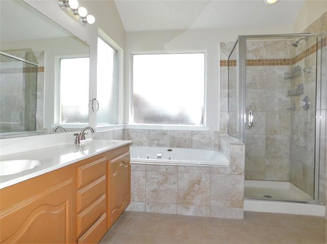 Building Photo - 2409 Westview Trail