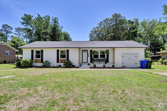 Building Photo - 225 Mohican Trail