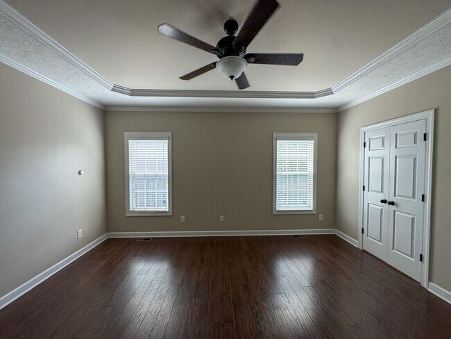 Building Photo - Beautiful 4 Bed, 2 Bath Home in Jack Britt