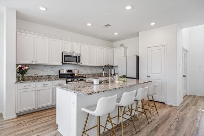 Building Photo - 7531 Greenbriar Cayon Ln