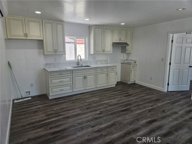Building Photo - 1307 S Woods Ave